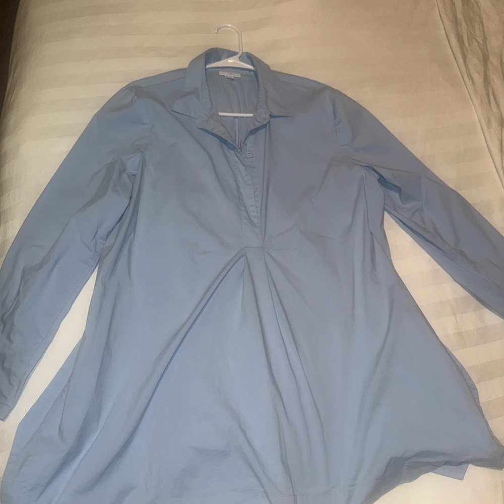 J. Jill Blue Tunic Top with Classic Design